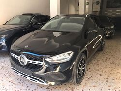 Nero Usata 2022 Mercedes GLA180 SUV | 25.999 € (Buon prezzo)