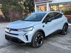 Grigio Nuova 2025 Renault Captur Techno SUV | 23.800 € (Buon prezzo)