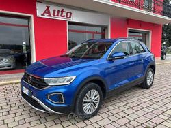 Blu Usata 2022 VW T-Roc Life SUV | 25.700 € (Buon prezzo)