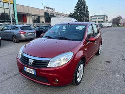 Rosso Usata 2010 Dacia Sandero Tre volumi | 2690 € (Ottimo prezzo)