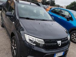Grigio Usata 2018 Dacia Sandero Monovolume | 12.000 € (Molto cara)