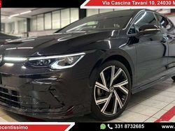 Nero Usata 2024 VW Golf VIII R-line Tre volumi | 30.900 € (Cara)