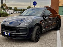 Usata 2023 Porsche Macan SUV | 78.000 € (Molto cara)