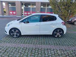 Bianco Usata 2016 Peugeot 208 GT-line Due volumi | 6000 € (Buon prezzo)