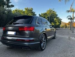 Usata 2017 Audi Q7 Sport SUV | 38.900 € (Molto cara)
