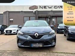 Blu Usata 2022 Renault Clio V Business Tre volumi | 13.900 € (Buon prezzo)
