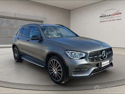 Grigio met Usata 2021 Mercedes GLC300 Business SUV | 38.900 € (Buon prezzo)