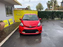 Rosso Usata 2013 Toyota Aygo Connect Style Due volumi | 5990 € (Buon prezzo)