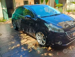 Marrone Usata 2013 Peugeot 208 Allure Due volumi | 4500 € (Ottimo prezzo)