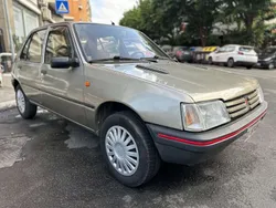 Bronzo Usata 1988 Peugeot 205 Tre volumi | 1600 €
