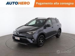Grigio Usata 2017 Toyota RAV4 Style SUV | 16.999 € (Buon prezzo)