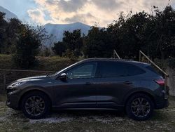 Grigio Usata 2021 Ford Kuga SUV | 17.990 €