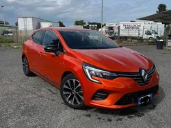 Usata 2023 Renault Clio V Due volumi | 15.000 € (Buon prezzo)