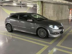 Usata 2006 Opel Astra GTC Sport Tre volumi | 2600 € (Buon prezzo)
