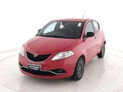 Rosso met. Usata 2016 Lancia Ypsilon Gold Due volumi | 7800 € (Buon prezzo)