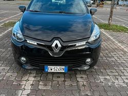 Nero Usata 2014 Renault Clio IV Due volumi | 6500 € (Buon prezzo)