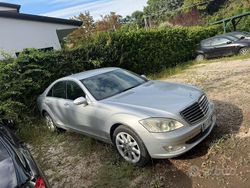 Grigio Usata 2007 Mercedes 320 Tre volumi | 7000 €