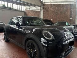 Nero Usata 2022 Mini Cooper SE Due volumi | 17.500 € (Ottimo prezzo)