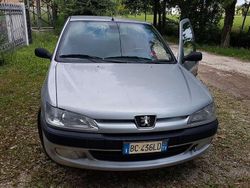 Grigio Usata 1999 Peugeot 306 | 1500 € (Buon prezzo)