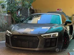 Grigio Usata 2018 Audi R8 Spyder Performance Cabrio | 135.000 €