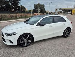 Bianco Usata 2020 Mercedes A180 Tre volumi | 23.000 € (Buon prezzo)
