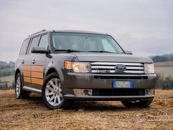Grigio Usata 2009 Ford Flex SUV | 16.500 €