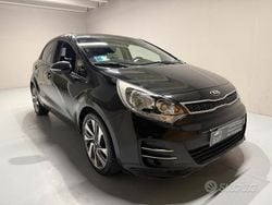 Nero Usata 2017 Kia Rio Active Tre volumi | 7800 € (Buon prezzo)