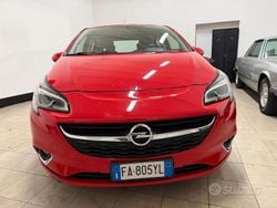 Rosso Usata 2015 Opel Corsa Cosmo Tre volumi | 5900 € (Buon prezzo)