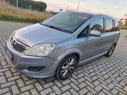 Grigio Usata 2010 Opel Zafira Monovolume | 2500 €