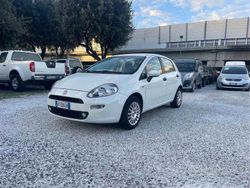 Bianco Usata 2015 Fiat Punto Lounge Due volumi | 6999 € (Cara)