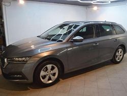 Grigio Usata 2022 Skoda Octavia Style Station wagon | 21.590 € (Cara)
