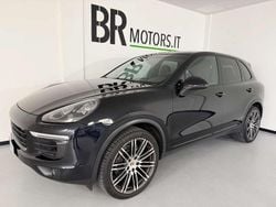 Nero Usata 2016 Porsche Cayenne SUV | 32.900 € (Cara)