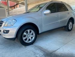 Argento Usata 2007 Mercedes ML350 SUV | 11.200 € (Cara)
