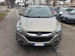 Grigio Usata 2011 Hyundai ix35 SUV | 6750 € (Buon prezzo)