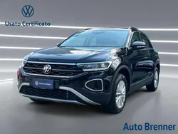 Deep black perlato Usata 2024 VW T-Roc Life SUV | 27.500 € (Buon prezzo)