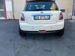 Bianco Usata 2010 Mini ONE Due volumi | 3500 € (Buon prezzo)