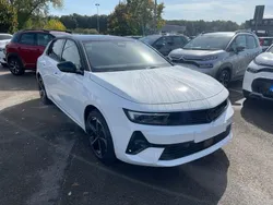 Argento Nuova 2024 Opel Astra Tre volumi | 26.800 € (Buon prezzo)