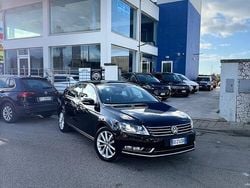 Nero Usata 2011 VW Passat Highline Tre volumi | 8300 € (Buon prezzo)