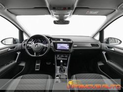 Argento Usata 2019 VW Touran Join Monovolume | 30.200 € (Molto cara)
