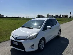 Usata 2013 Toyota Yaris Lounge+ Due volumi | 8000 € (Buon prezzo)