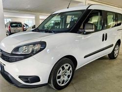 Bianco Usata 2019 Fiat Doblò Lounge Monovolume | 17.550 € (Molto cara)