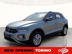Pyrit silver metallizzato nero Usata 2024 VW T-Roc Life SUV | 25.900 € (Buon prezzo)