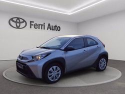 Grigio Usata 2023 Toyota Aygo X Active SUV | 12.900 € (Buon prezzo)