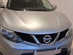 Grigio Usata 2015 Nissan Qashqai SUV | 12.800 € (Cara)