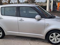 Grigio Usata 2009 Suzuki Swift Tre volumi | 2300 € (Ottimo prezzo)