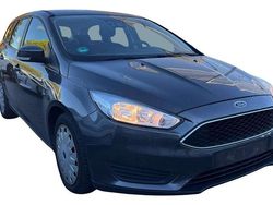 Grigio scuro Usata 2015 Ford Focus Business Edition Station wagon | 7950 € (Buon prezzo)