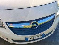 Bianco Usata 2016 Opel Meriva Monovolume | 6900 € (Buon prezzo)