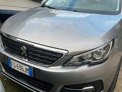 Grigio Usata 2018 Peugeot 308 Allure Tre volumi | 12.000 € (Buon prezzo)