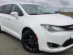 Bianco Usata 2018 Chrysler Pacifica Limited SUV | 29.999 €