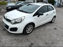 Usata 2013 Kia Rio Due volumi | 4400 € (Buon prezzo)
